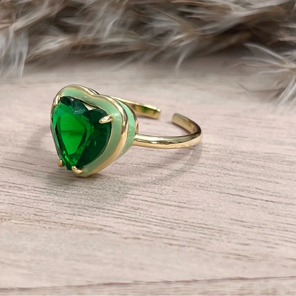 Amour Rings Collection - Picture 10 of 12